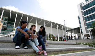 馬來西亞——泰來大學(xué)